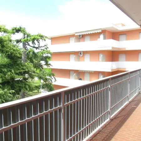 Chill And Fun In Our Flat - Beahost 比比翁